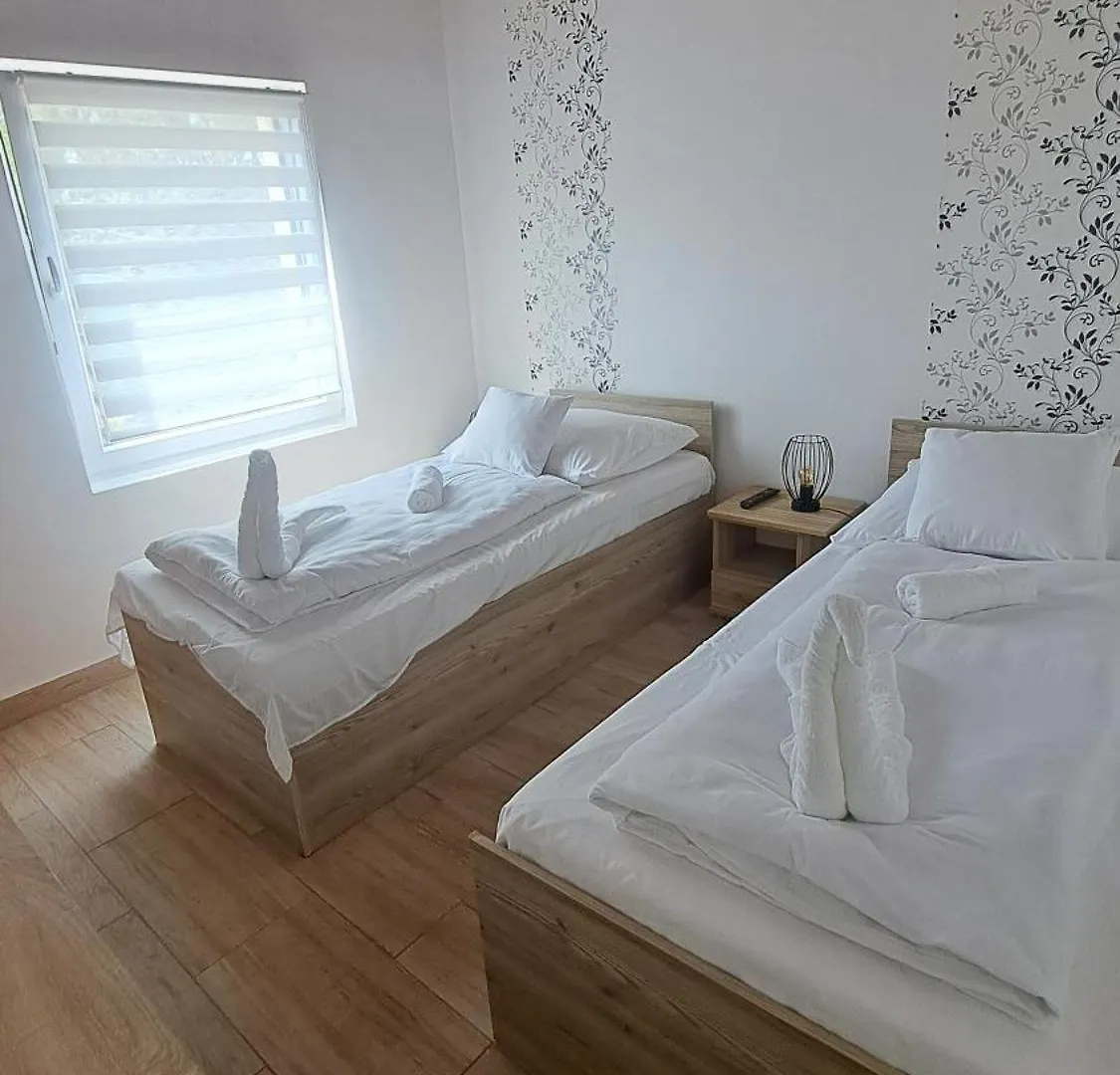 Apartment Marabella Apartmanok Hajduszoboszlo Hungary