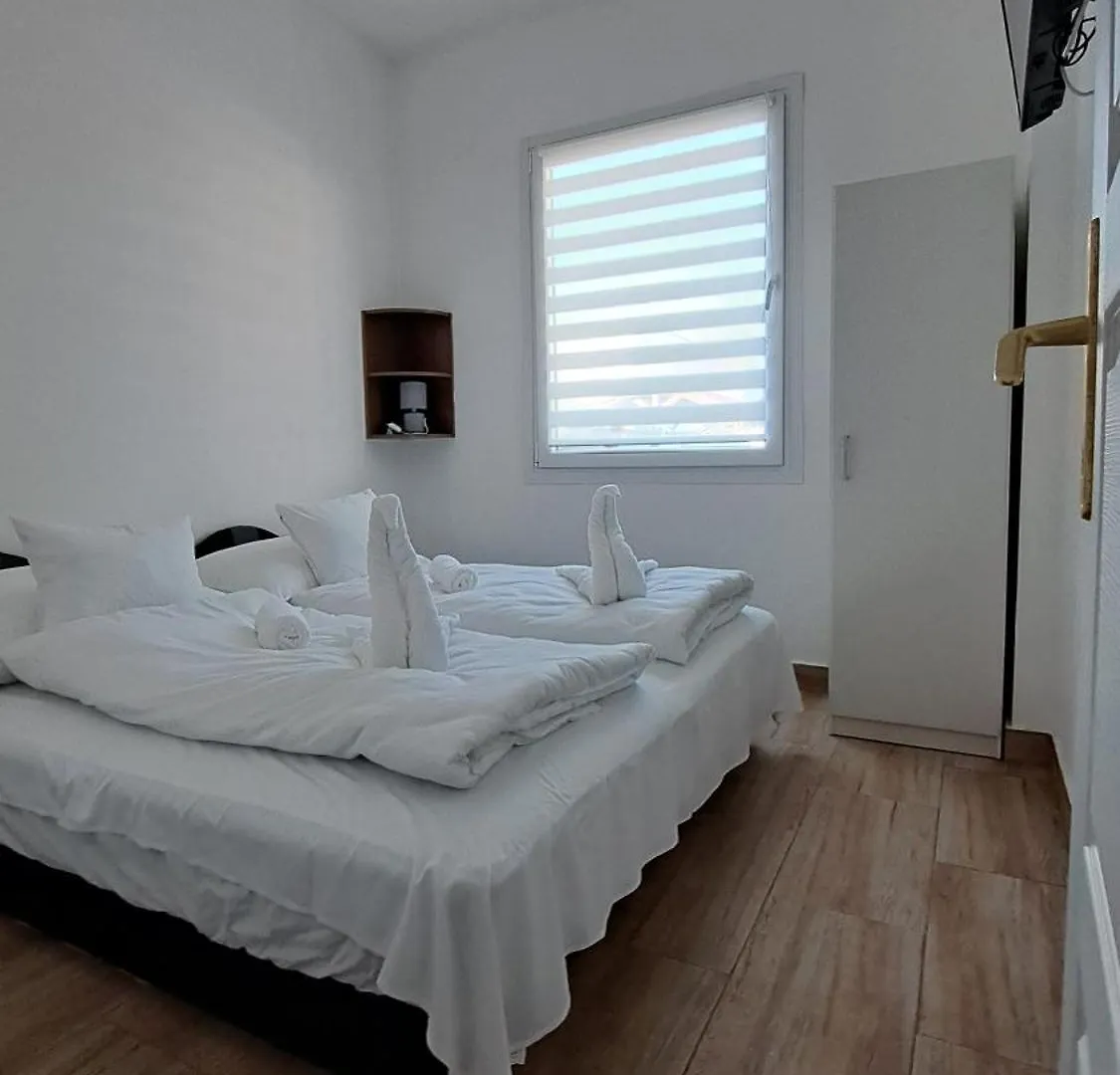 Marabella Apartmanok Hajduszoboszlo